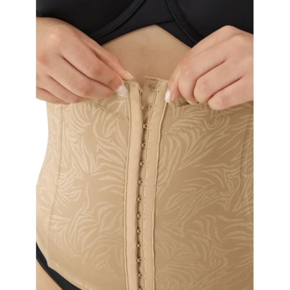 Maidenform Women's Shapewear Cool Comfort Ultra Firm Waist Trainer, Medium